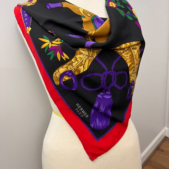 EUC Hermes Paris Multicolored Vintage Scarf with Samurai and Tiger - Picture 12 of 12